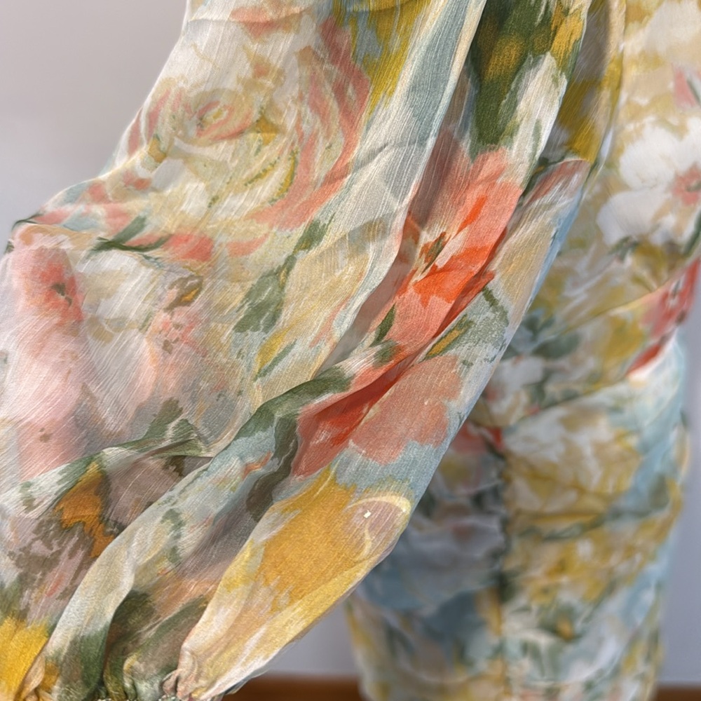 Floral V-Neck Ruched Dress - Picture 3 of 8